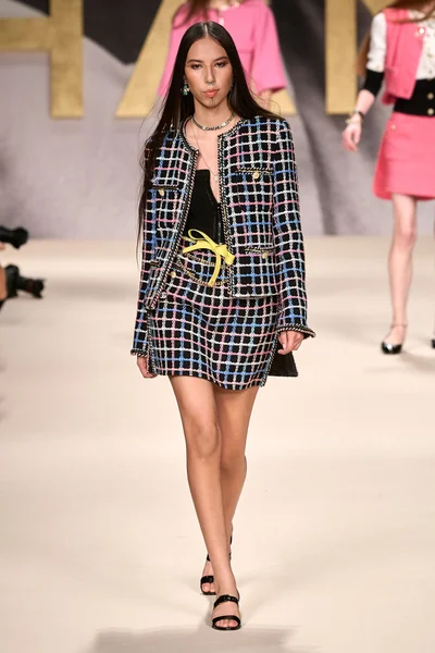 Look 47